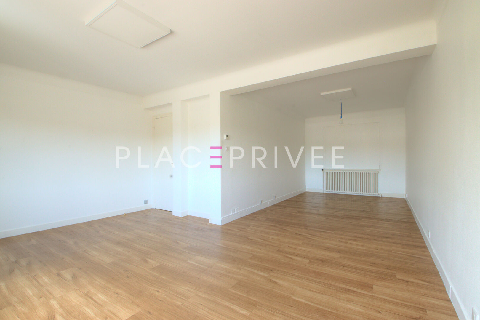 Agence immobilière de PLACE PRIVÉE - Place des Vosges