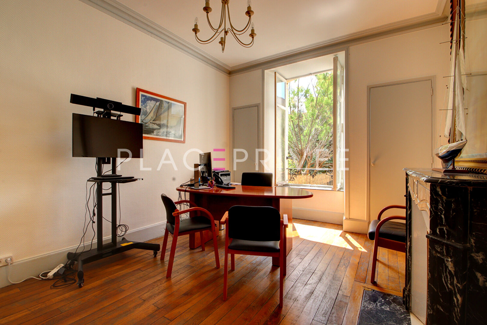 Photo Local / Bureau professionnel image 3/6