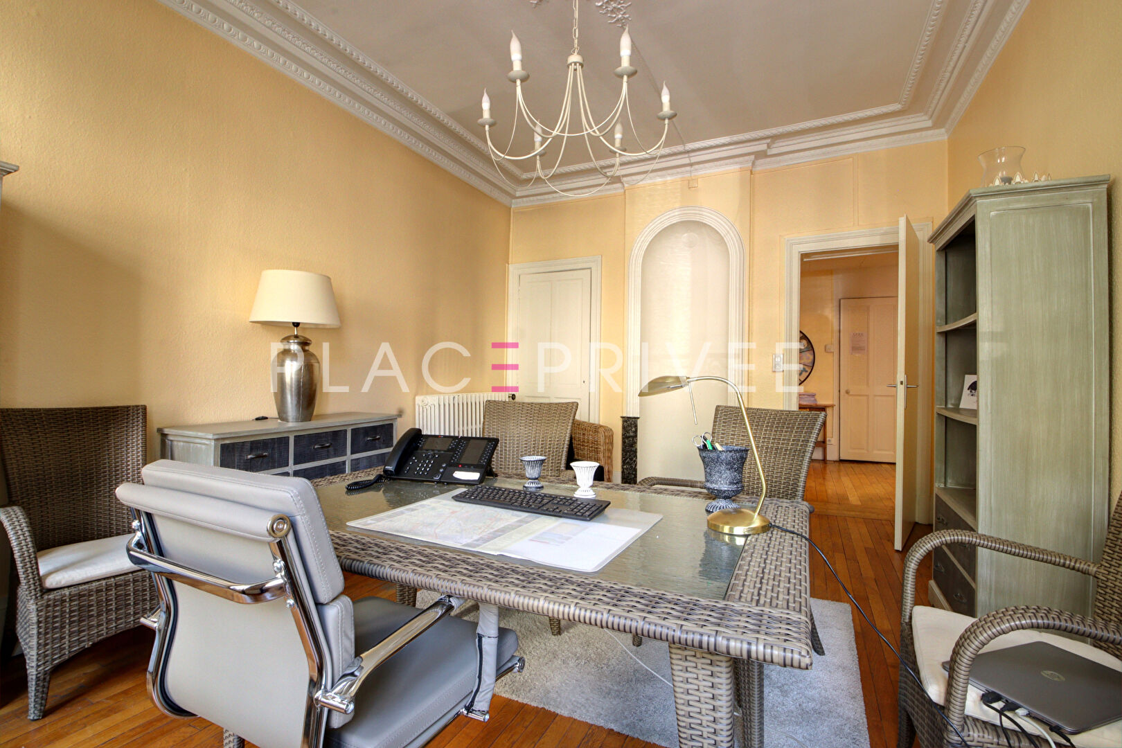 Photo Local / Bureau professionnel image 6/6