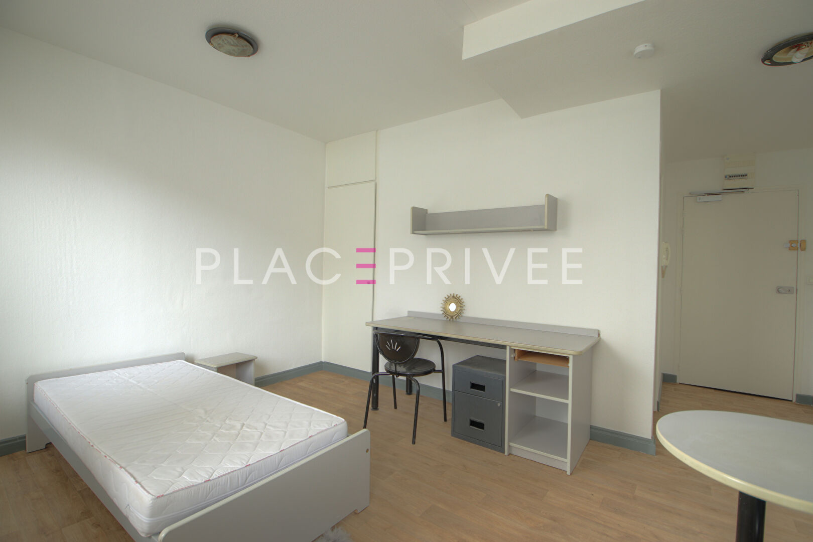 Agence immobilière de PLACE PRIVÉE - Place des Vosges