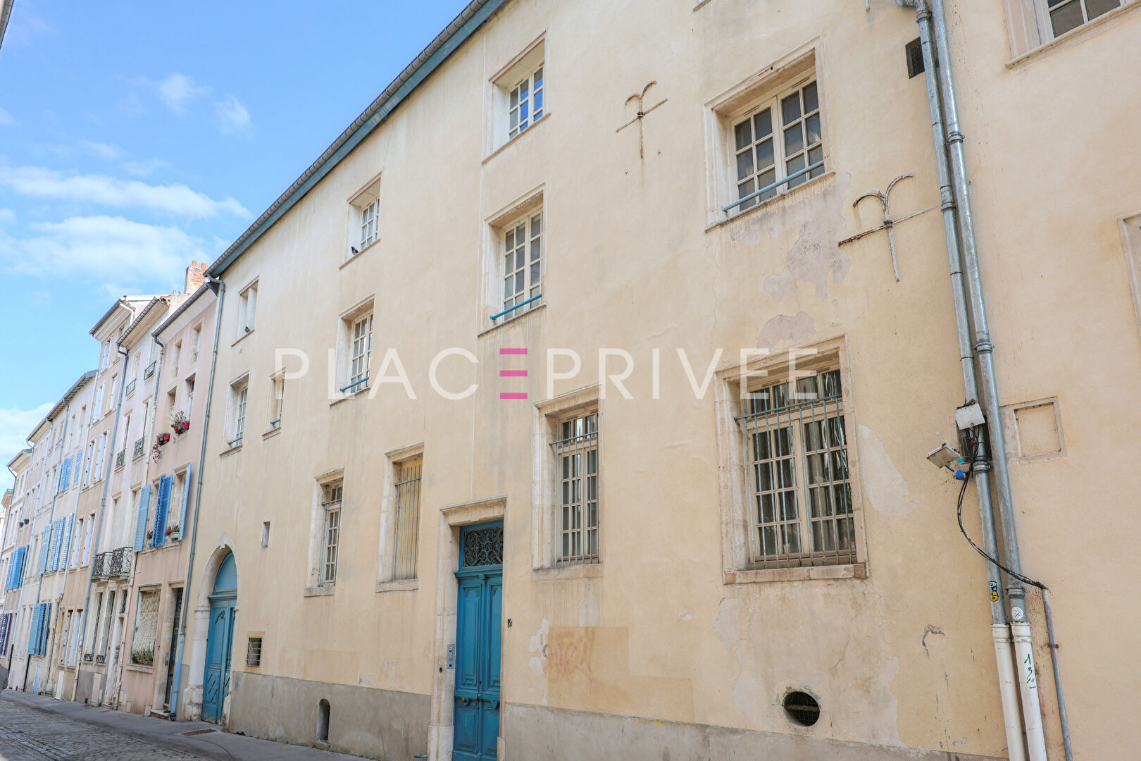 Photo IMMEUBLE DE CARACTERE image 2/6