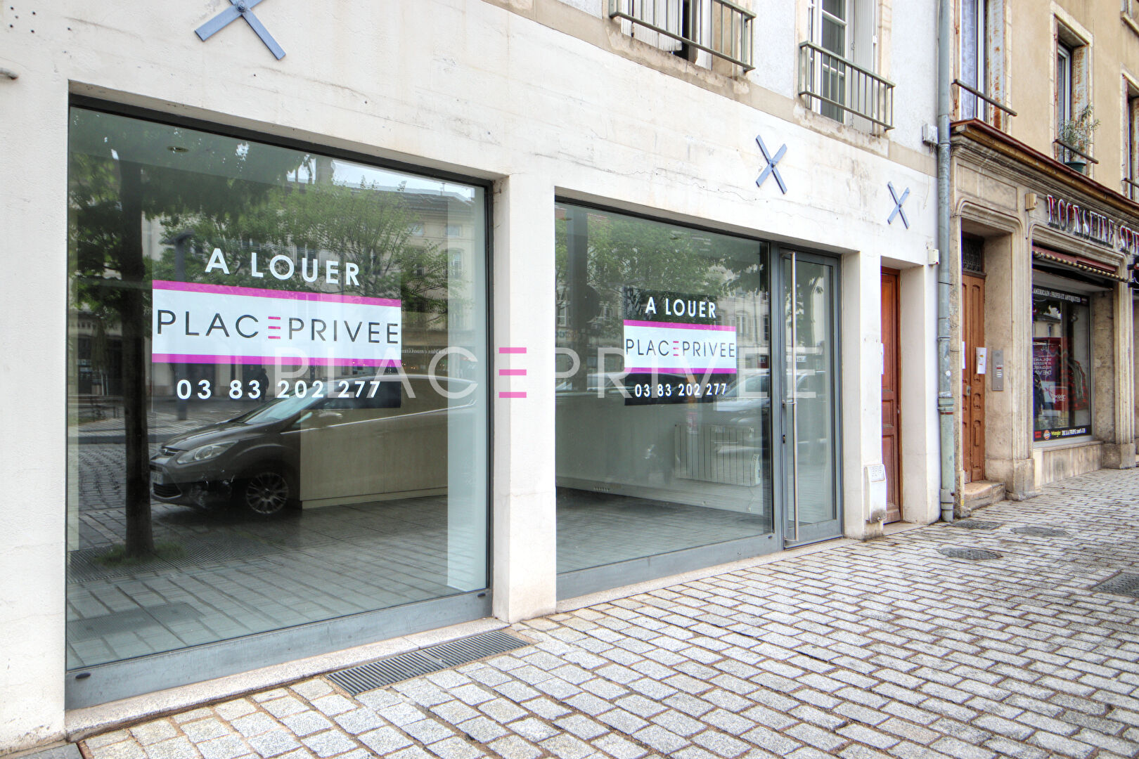 Agence immobilière de PLACE PRIVÉE - Place des Vosges