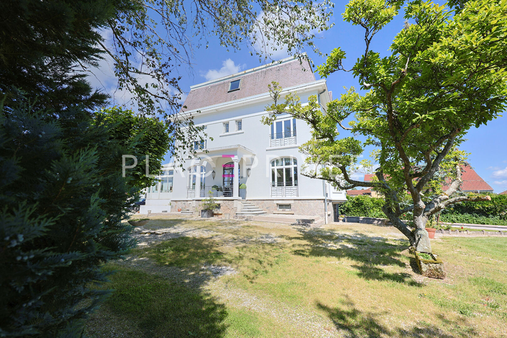 Photo Maison de Maître avec piscine image 3/6