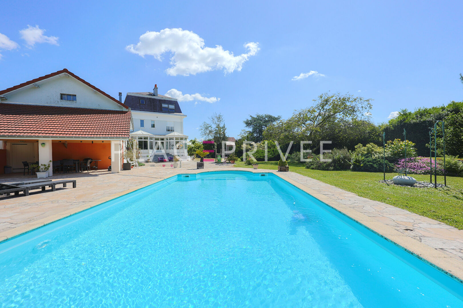 Photo Maison de Maître avec piscine image 4/6