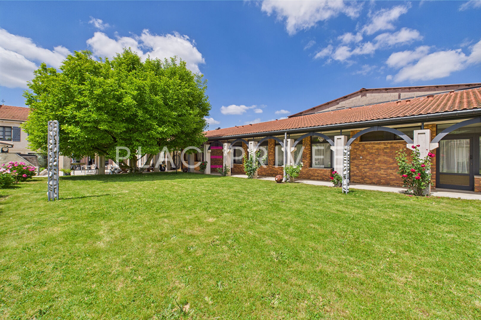 Agence immobilière de PLACE PRIVÉE - Place des Vosges