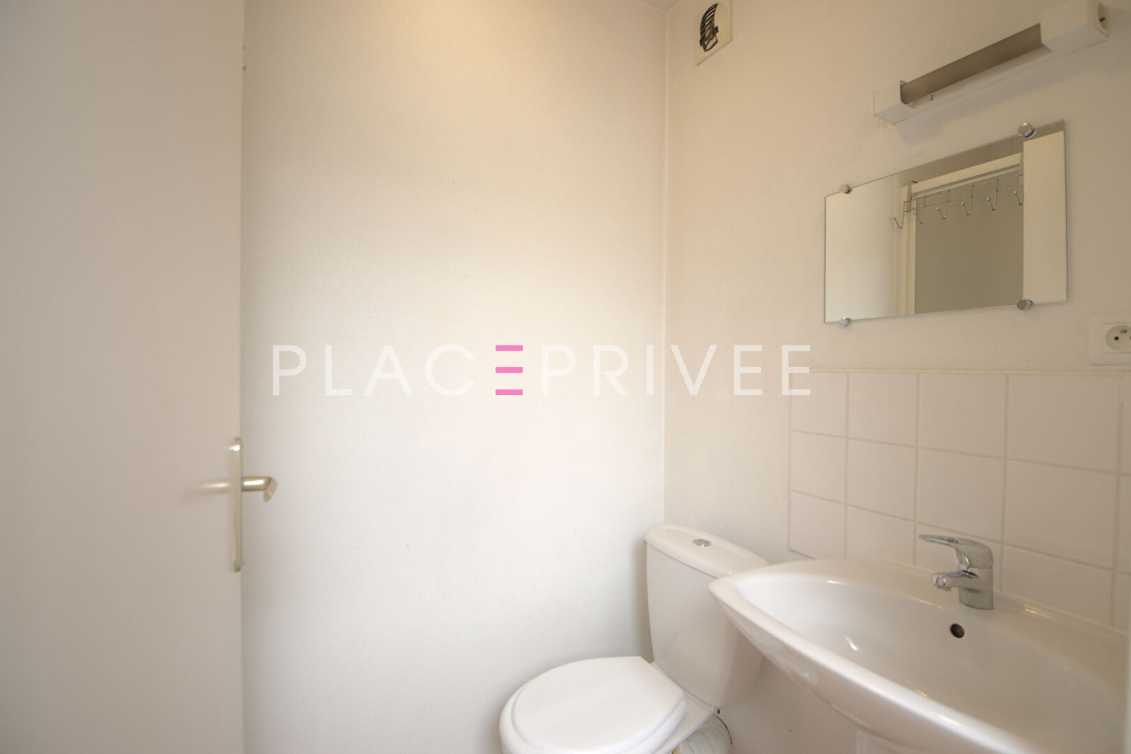 Photo Appartement meublé Toutes charges comprises image 3/4