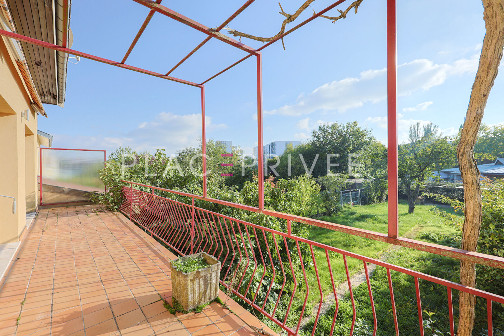 Photo Maison avec jardin image 1/6