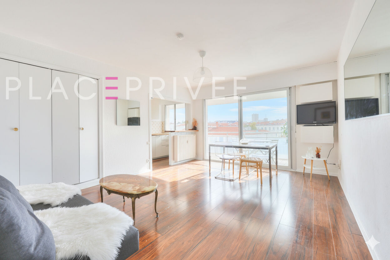 Agence immobilière de PLACE PRIVÉE - Place des Vosges