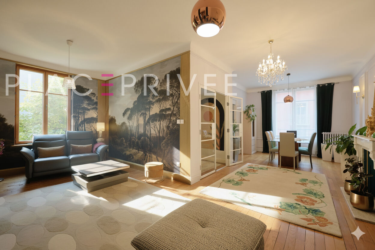 Agence immobilière de PLACE PRIVÉE - Place des Vosges