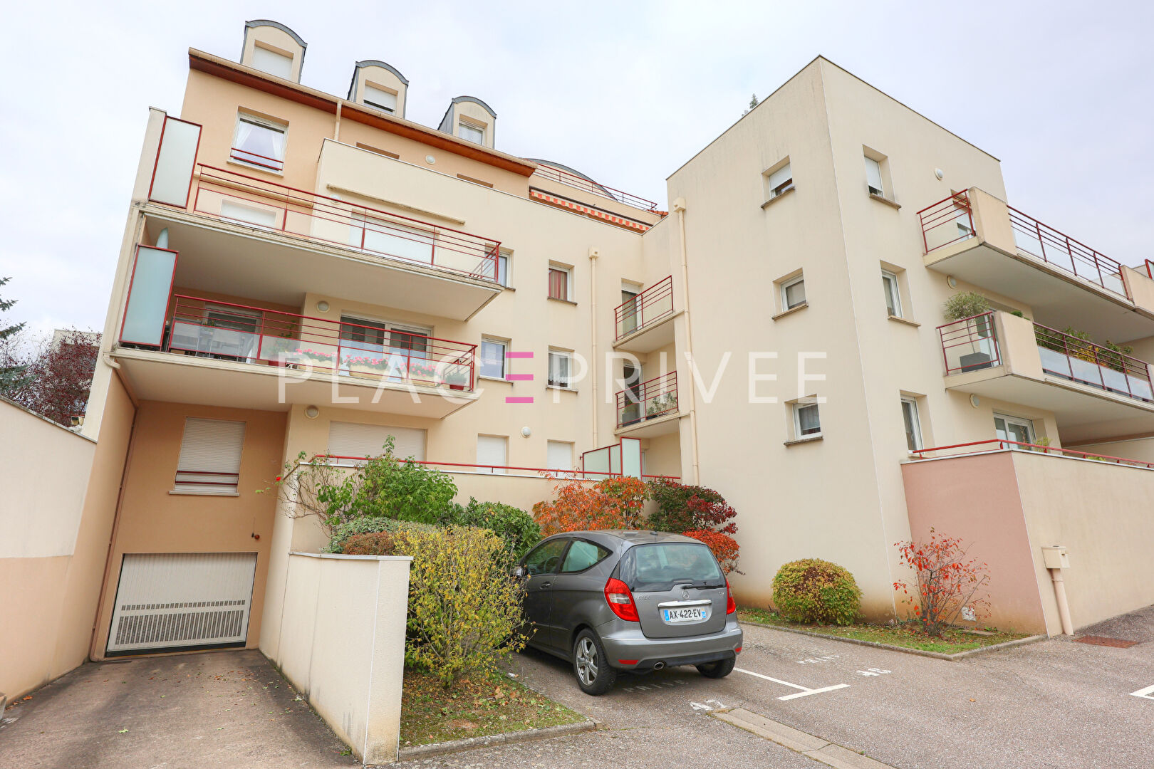 Appartement avec terrasse et parking