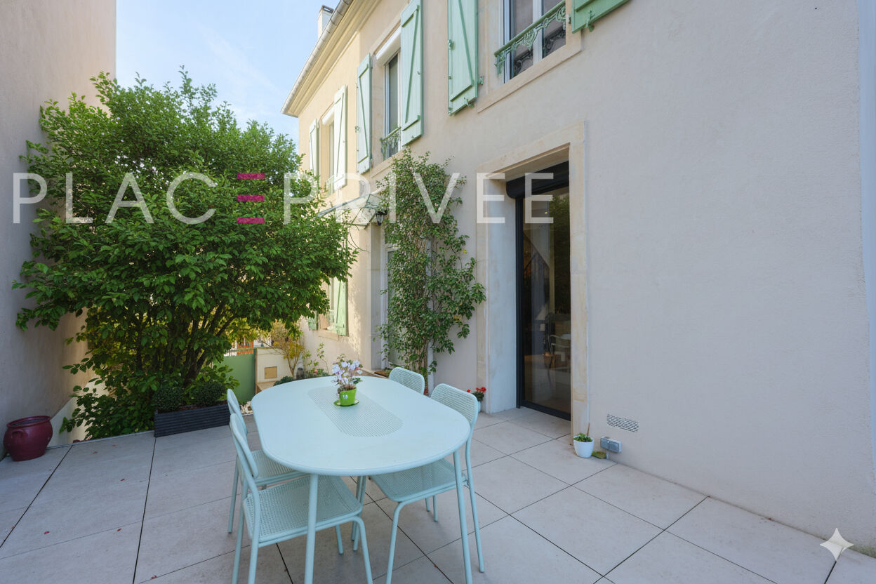 Agence immobilière de PLACE PRIVÉE - Place des Vosges