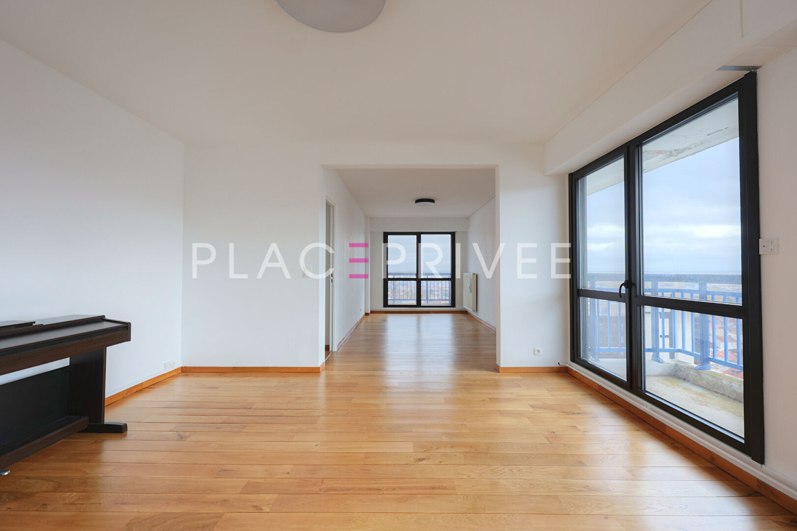 Appartement avec ascenseur et balcon