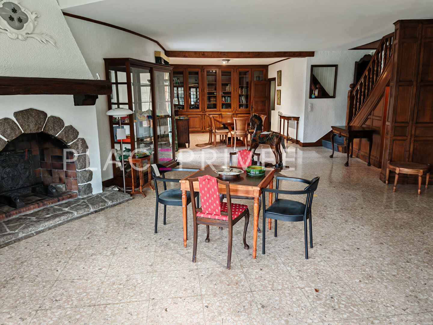 Agence immobilière de PLACE PRIVÉE - Place des Vosges