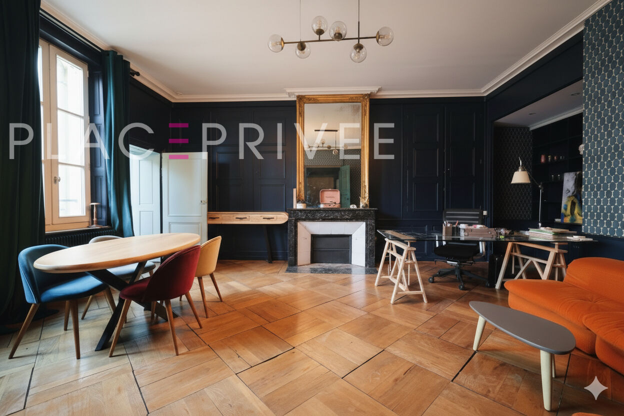 Agence immobilière de PLACE PRIVÉE - Place des Vosges