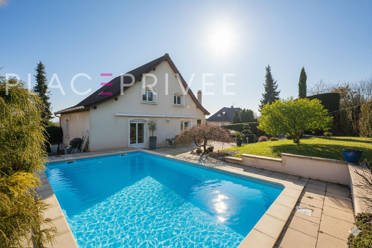 Agence immobilière de PLACE PRIVÉE - Place des Vosges