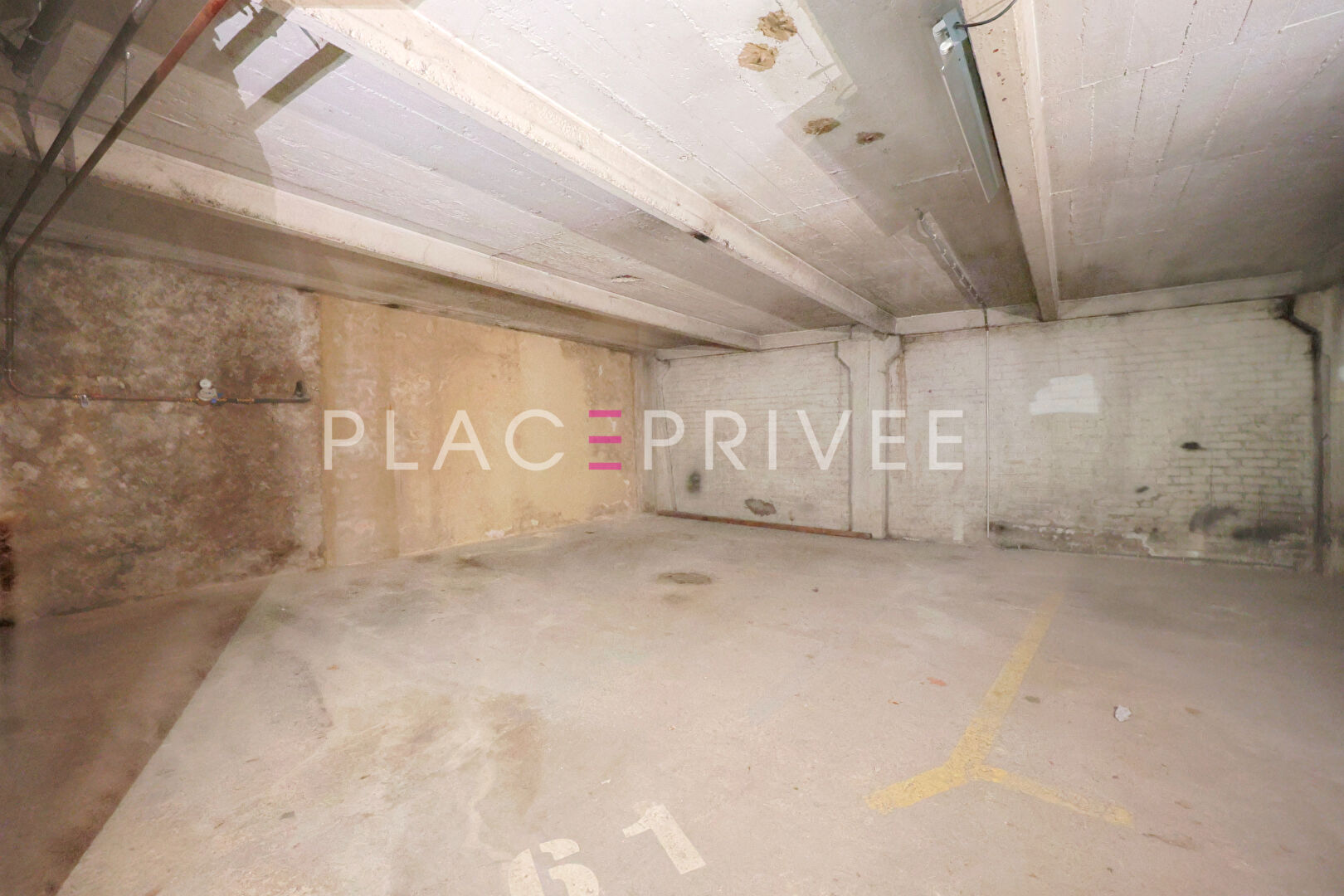 Photo Parking image 1/3