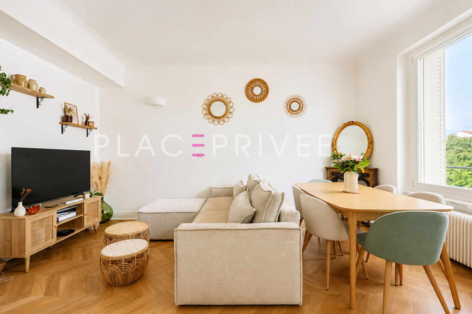Agence immobilière de PLACE PRIVÉE - Place des Vosges