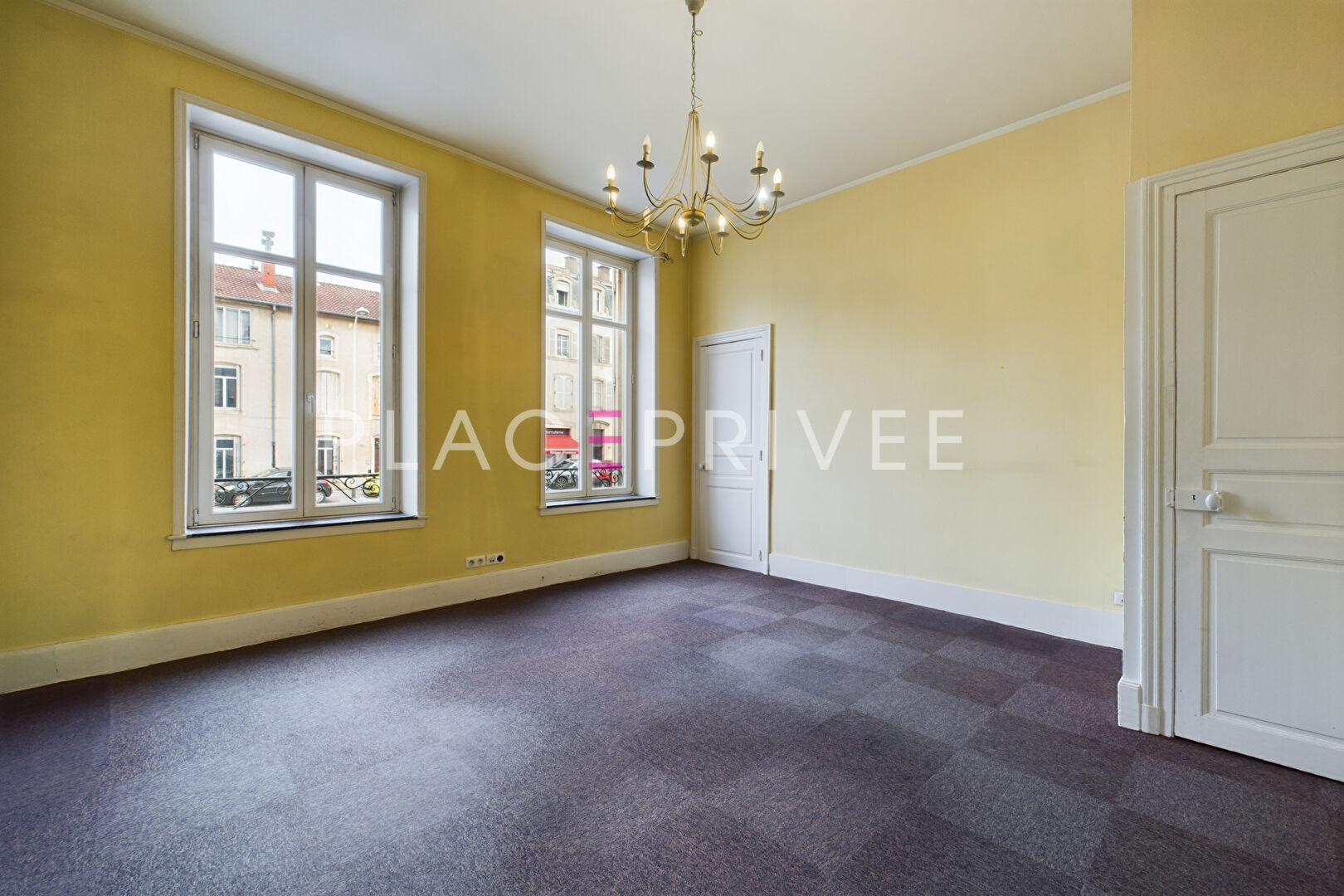 Agence immobilière de PLACE PRIVÉE - Place des Vosges