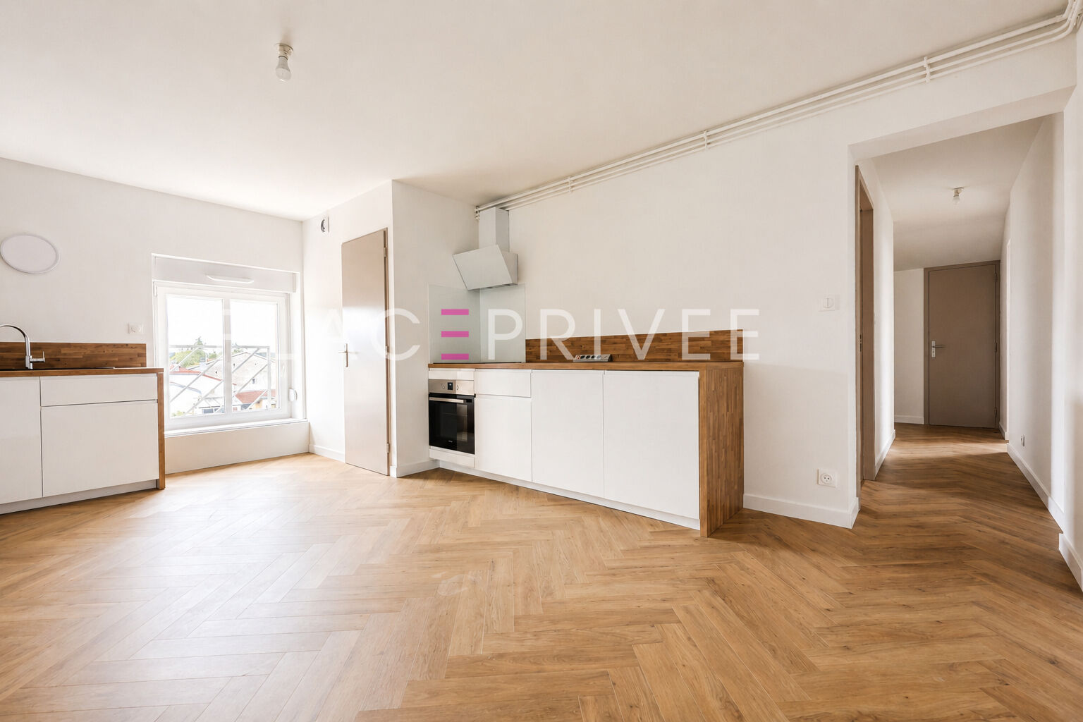 Agence immobilière de PLACE PRIVÉE - Place des Vosges