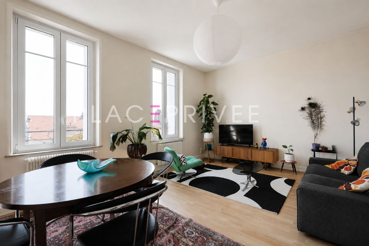 Agence immobilière de PLACE PRIVÉE - Place des Vosges