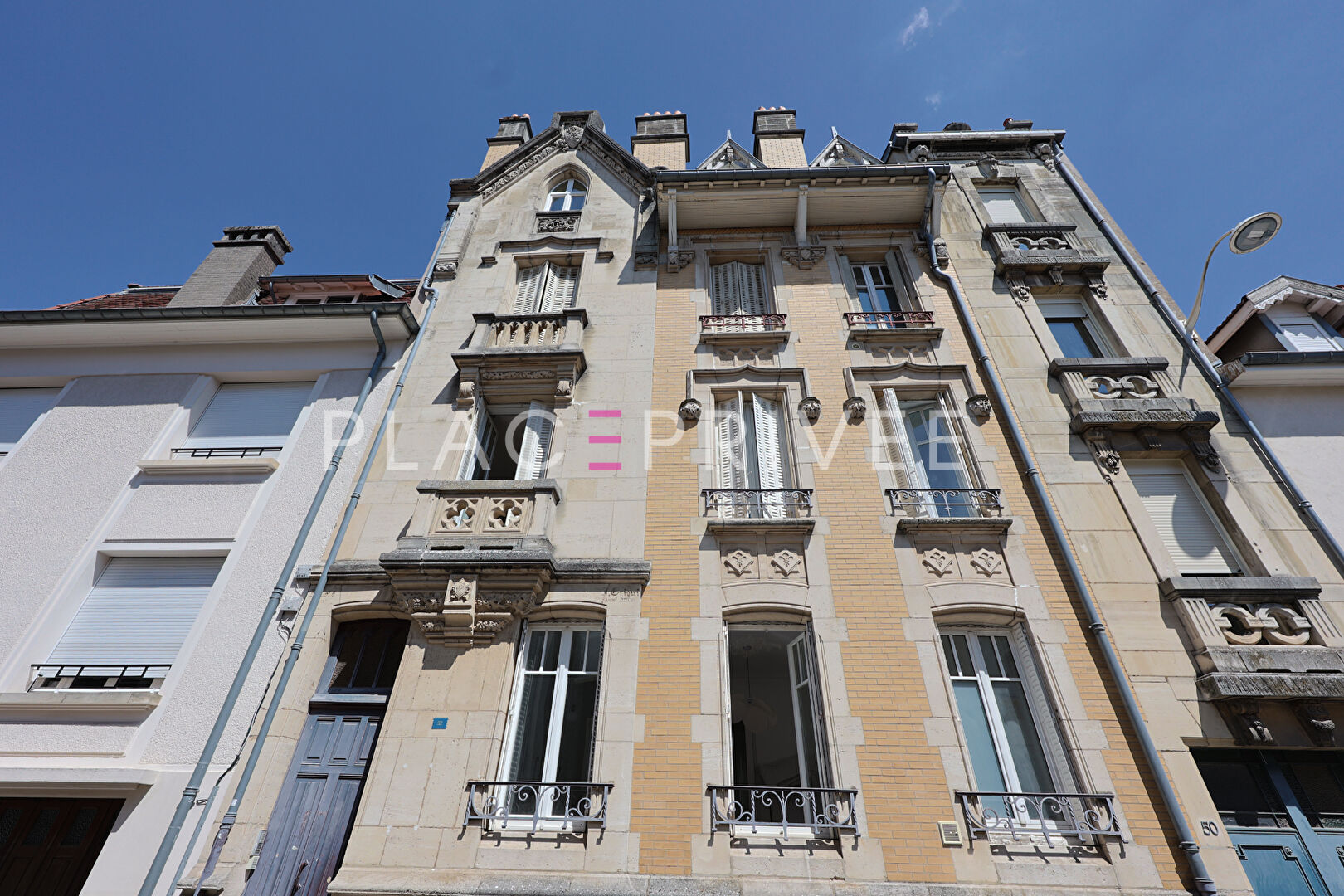 Agence immobilière de PLACE PRIVÉE - Place des Vosges