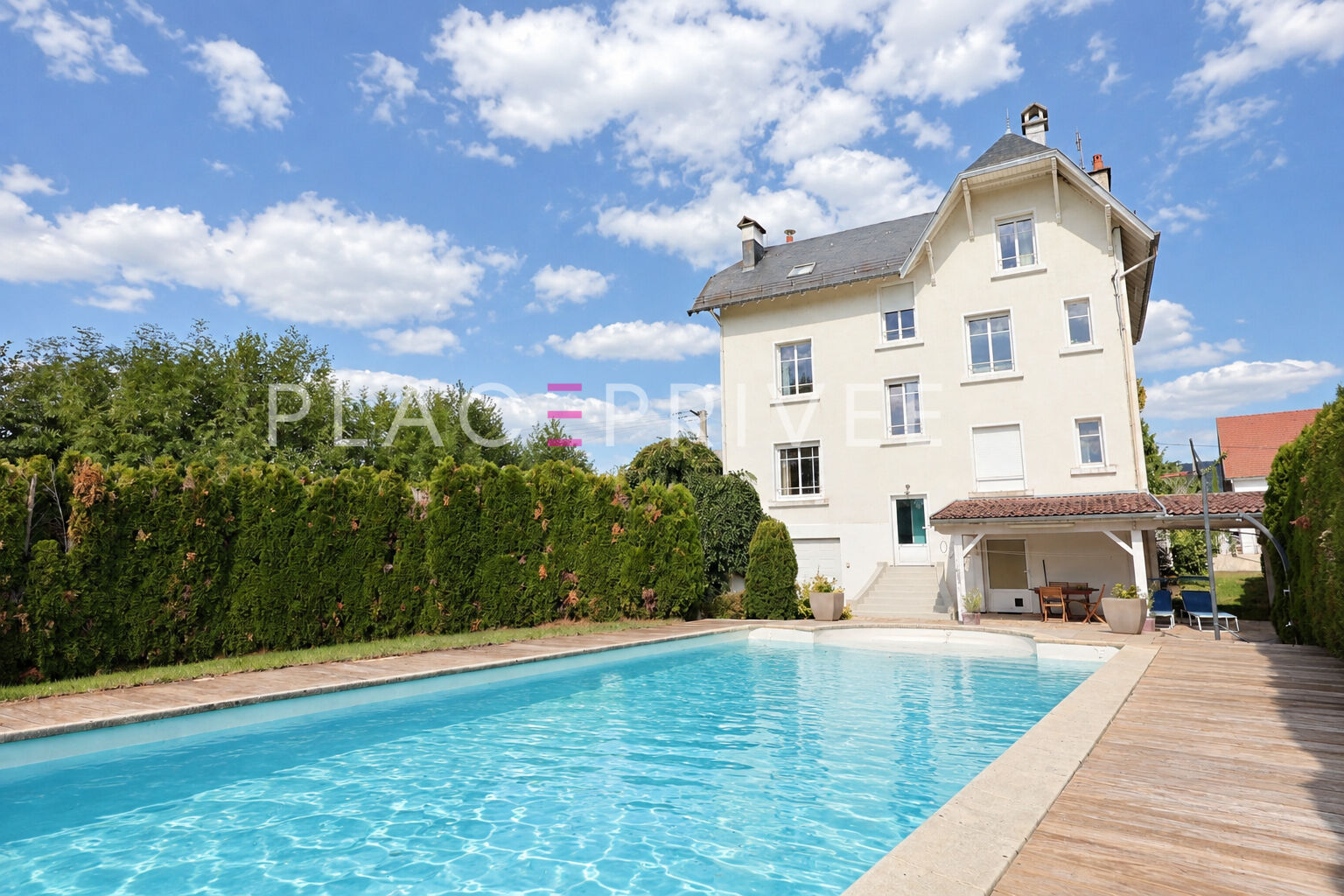 Agence immobilière de PLACE PRIVÉE - Place des Vosges