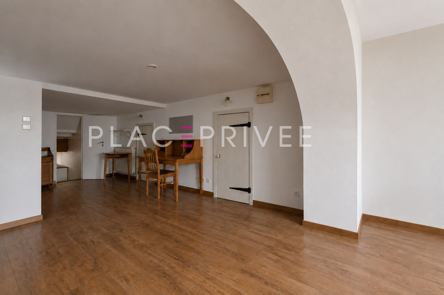 Agence immobilière de PLACE PRIVÉE - Place des Vosges