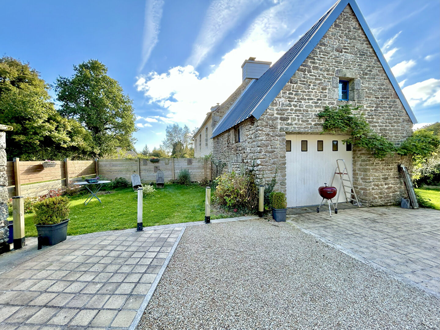 Photo Longère LA FEUILLEE 6 pièce(s) 118 m² image 3/6