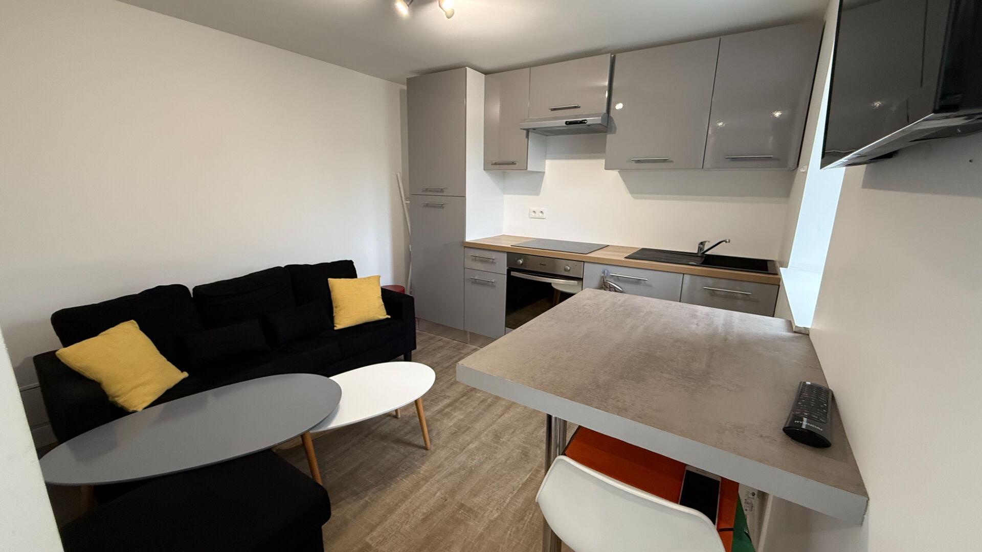 Appartement Morlaix 1 pièce(s) 23.5 m2