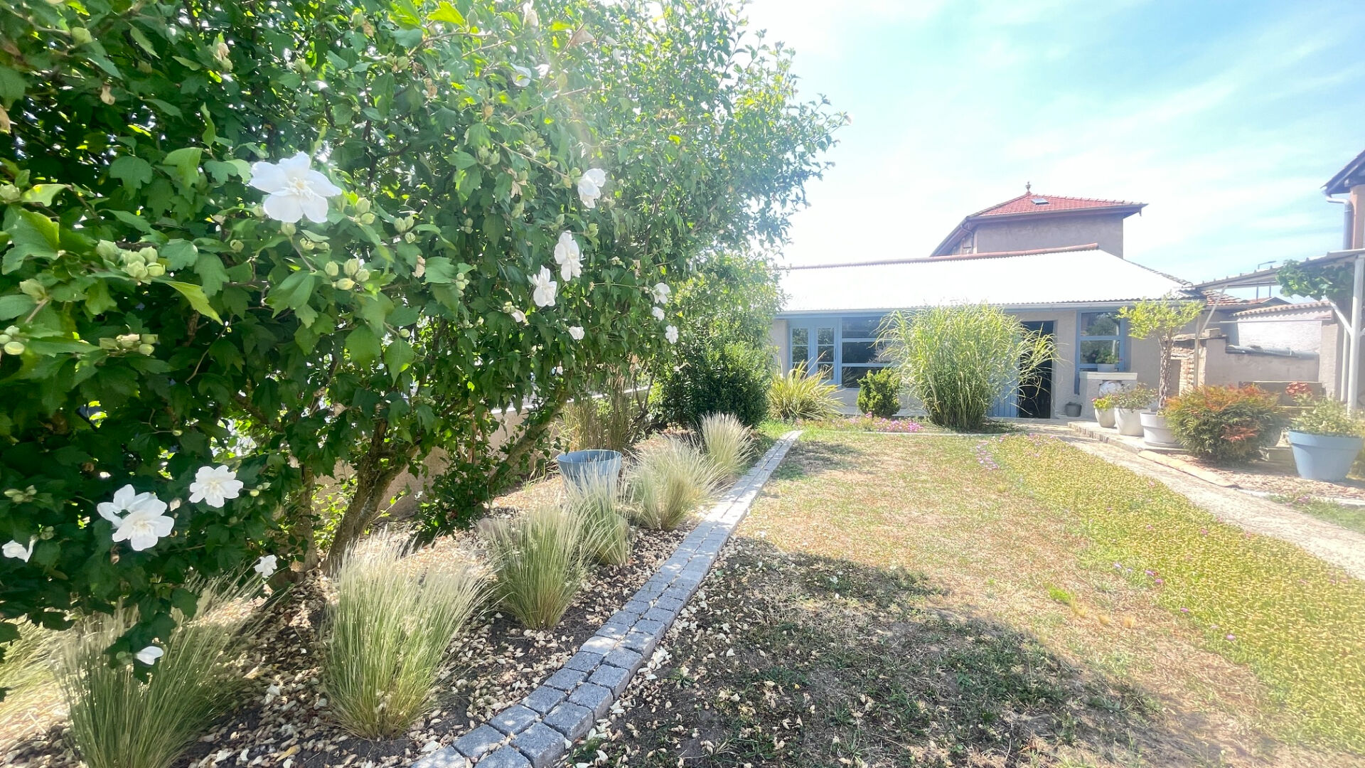 Maison Auberives Sur Vareze 3 pièce(s) 105 m2