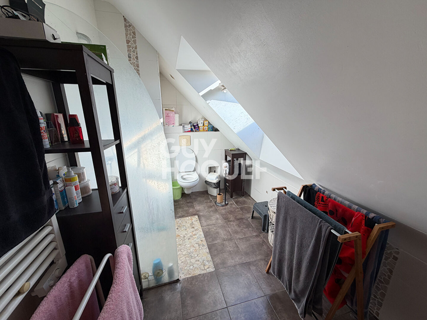 A VENDRE PLEGUIEN - LANVOLLON : Contemporaine avec locataire