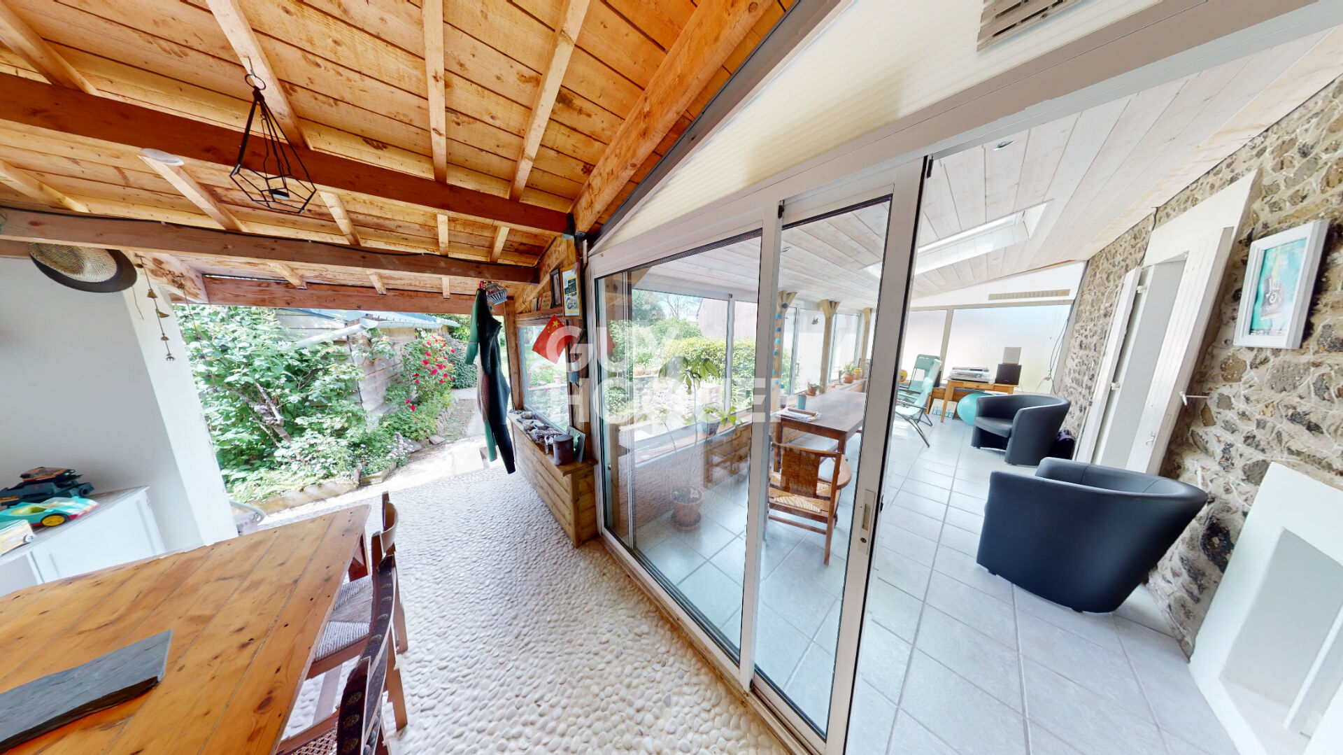 TREVENEUC : A VENDRE MAISON EN PIERRE EMPLACEMENT CENTRAL !