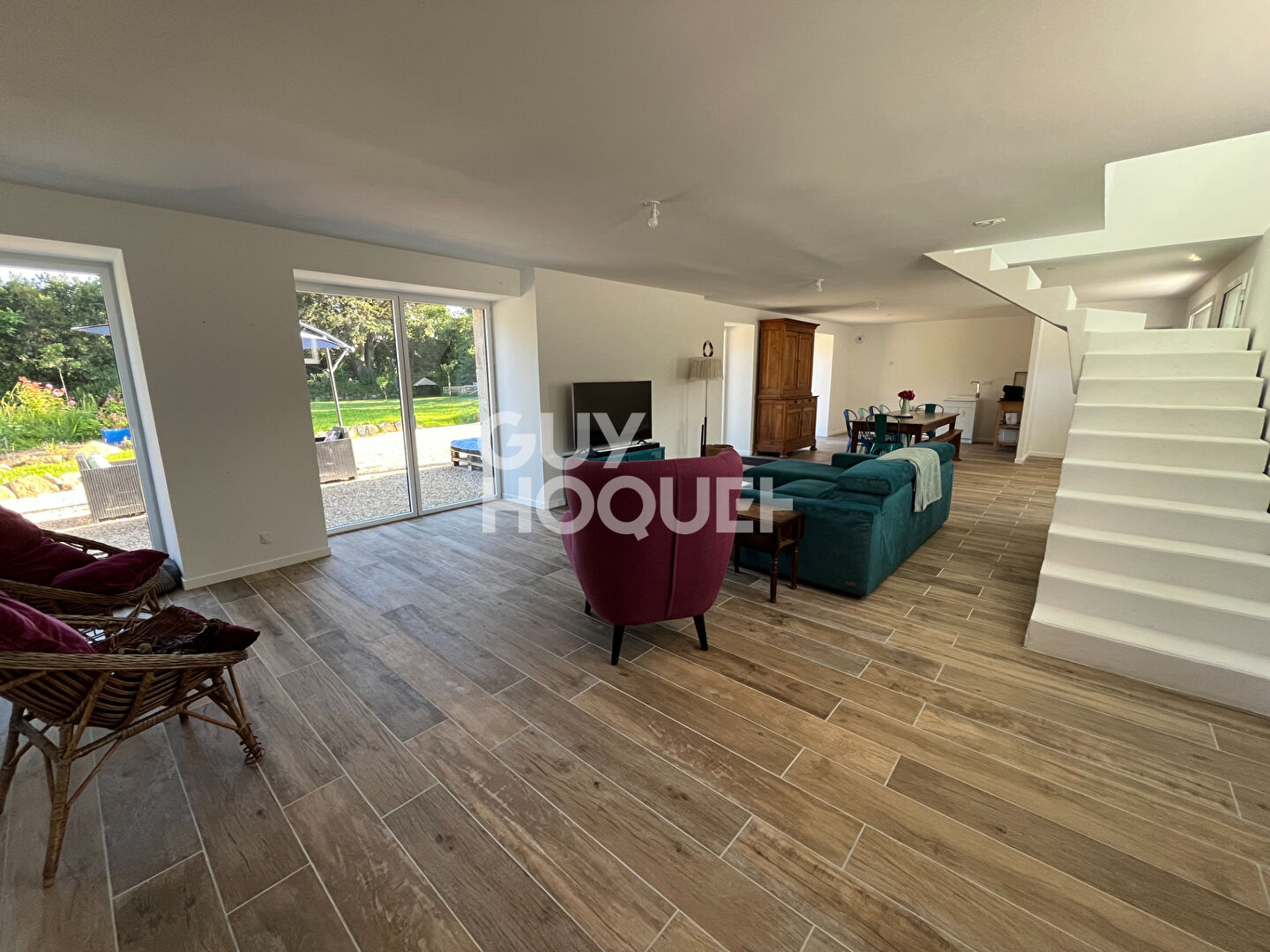 A VENDRE - TREVENEUC :  Ensemble immobilier