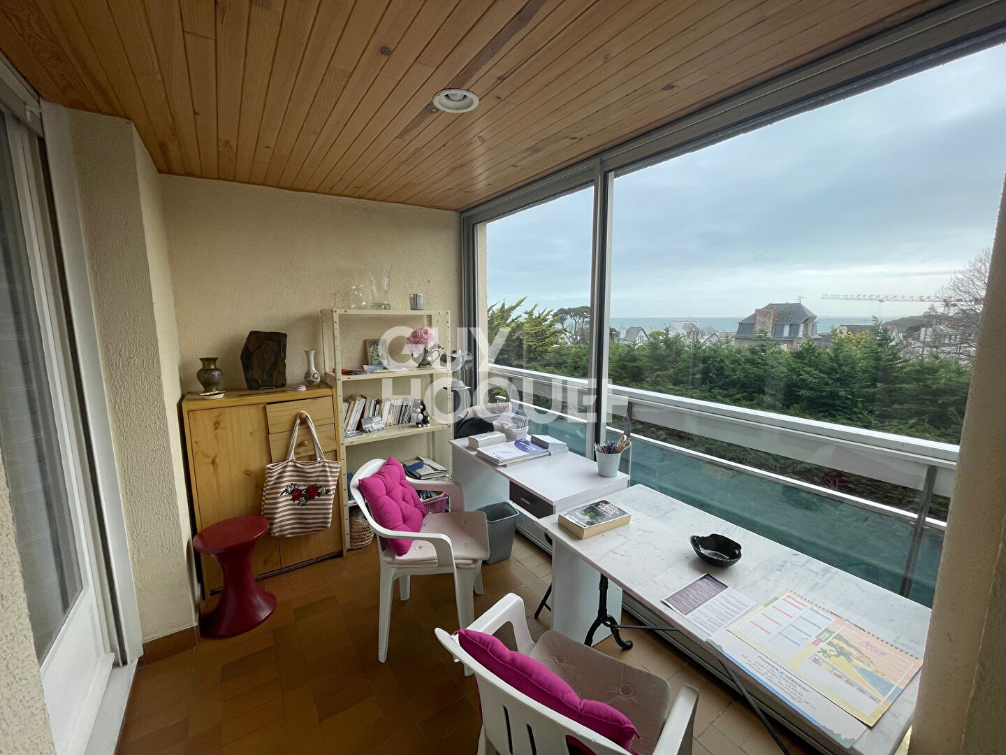 SAINT QUAY PORTRIEUX : A VENDRE APPARTEMENT VUE MER  !