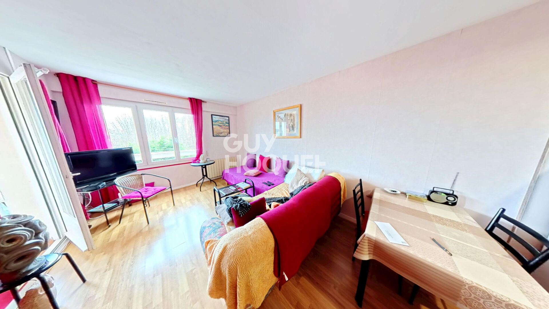 SAINT QUAY PORTRIEUX : A VENDRE APPARTEMENT VUE MER  !