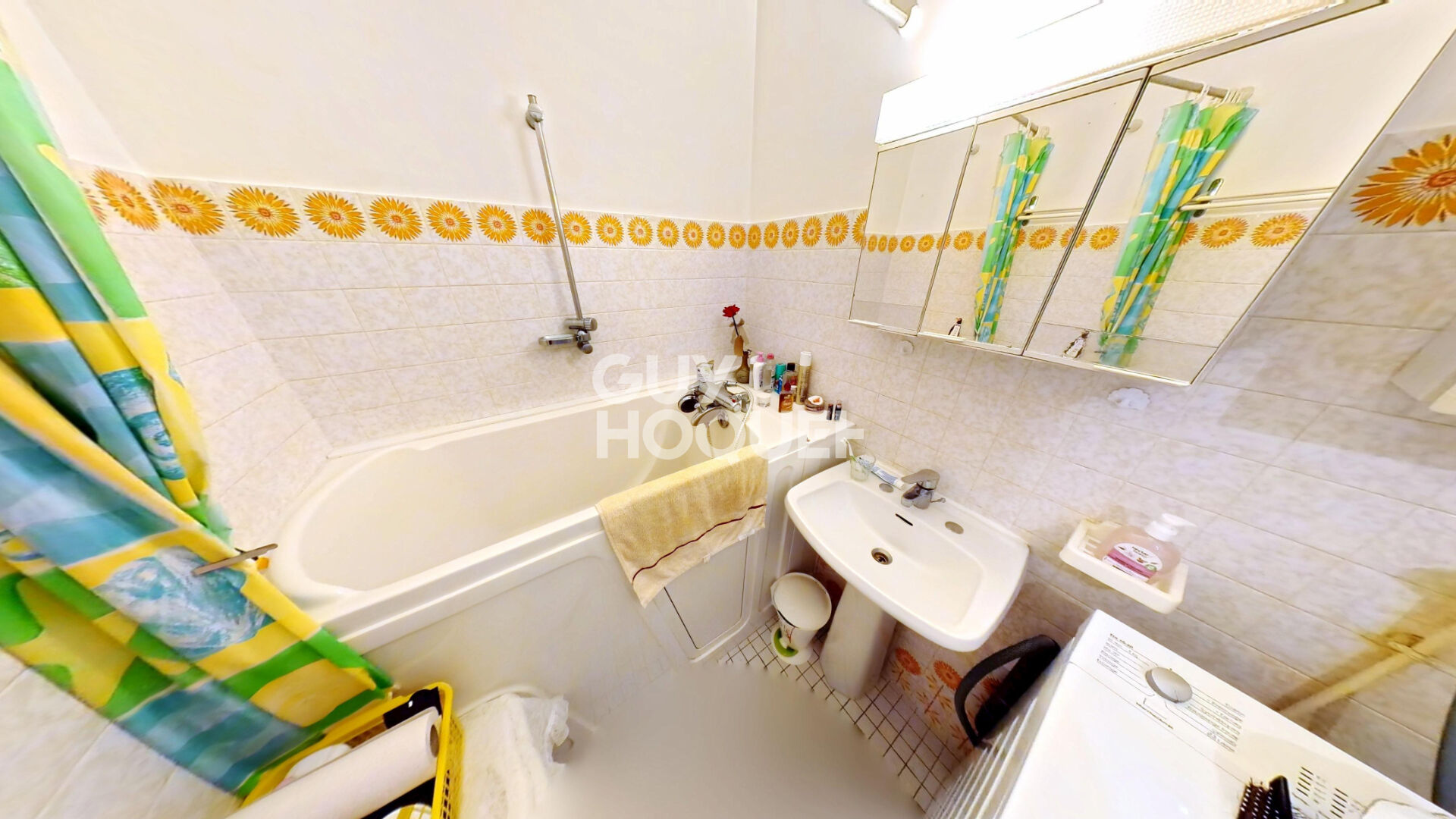 SAINT QUAY PORTRIEUX : A VENDRE APPARTEMENT VUE MER  !