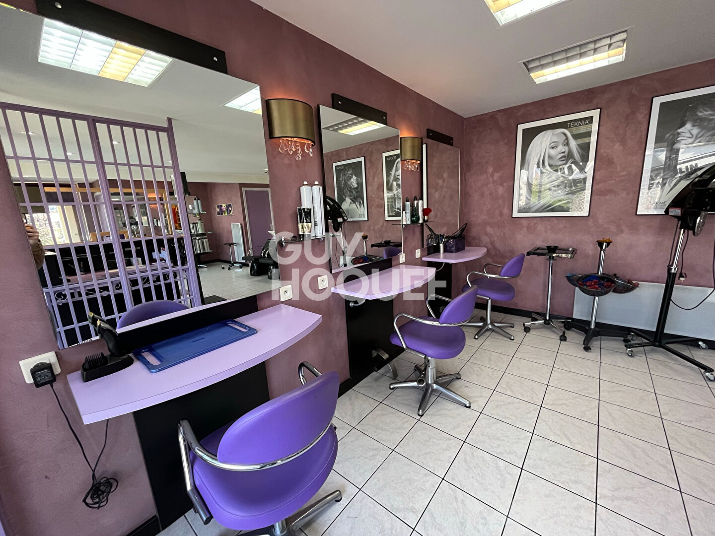 SAINT QUAY PORTRIEUX - Local commercial - Salon de coiffure
