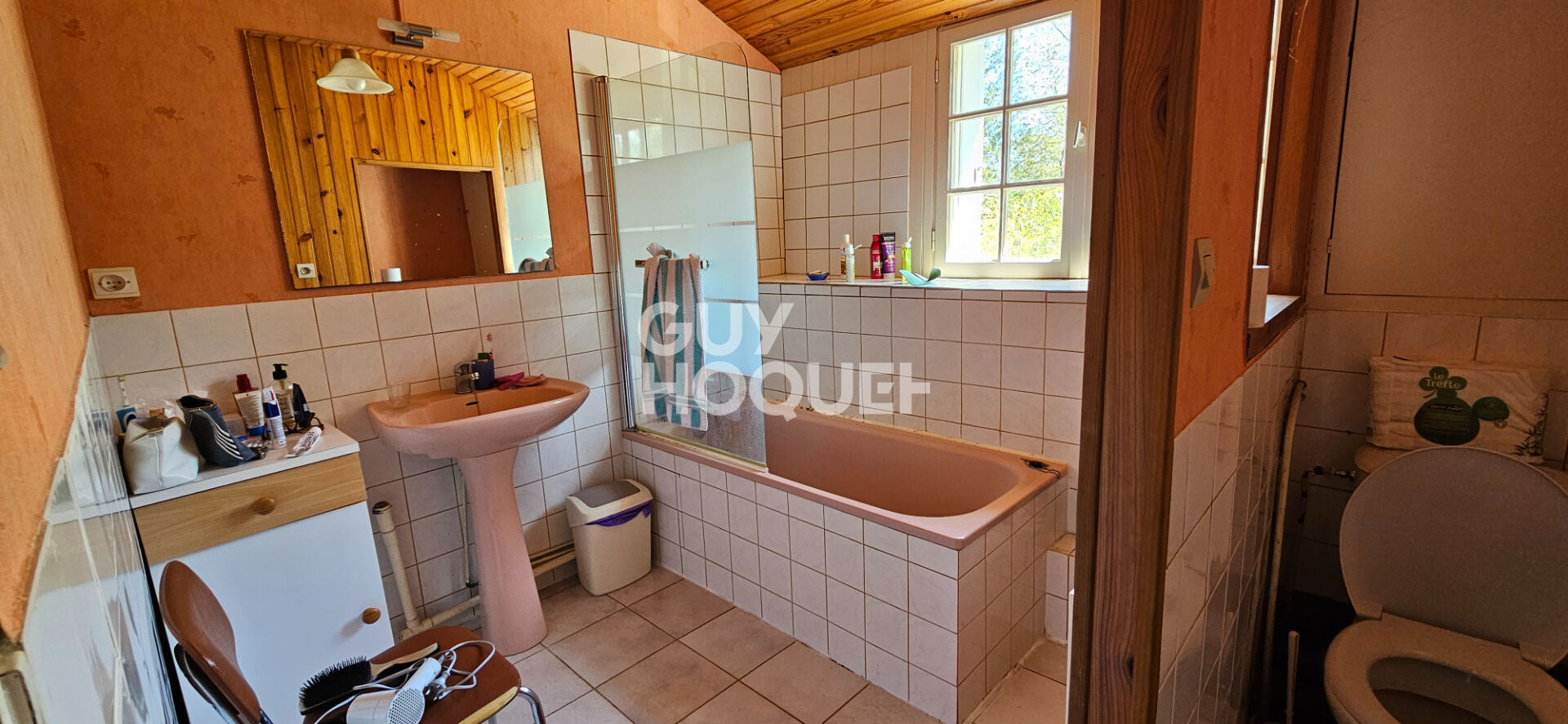 A VENDRE  : PLOUHA - Belle longère en pierre au calme