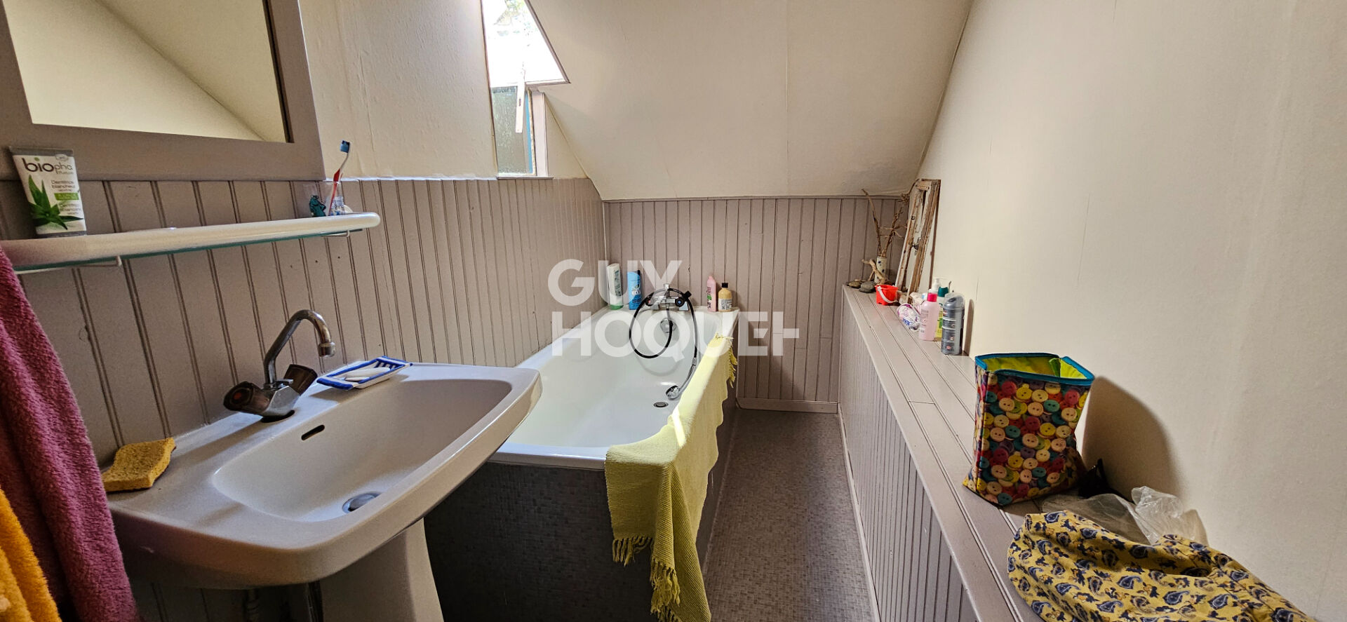 A VENDRE  : PLOUHA - Belle longère en pierre au calme