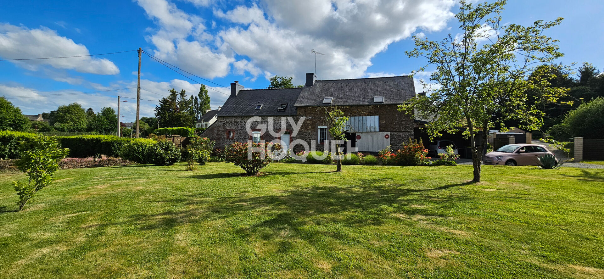 A VENDRE : Maison en pierre GOUDELIN