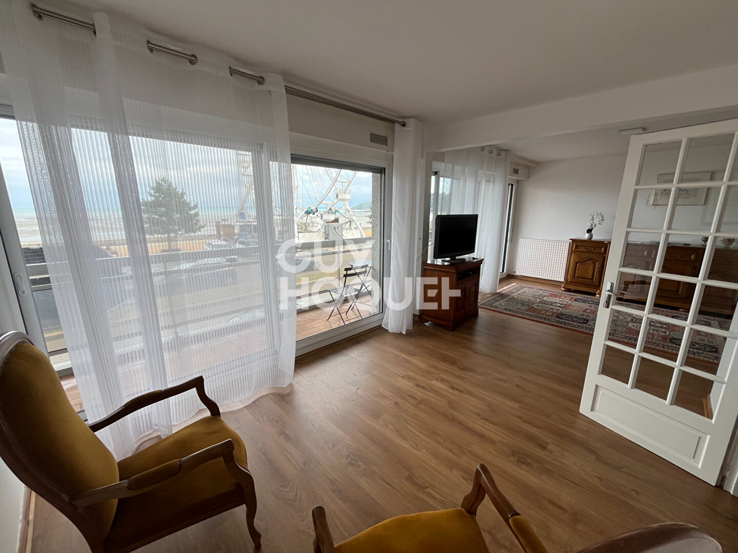 BINIC ETABLES-SUR-MER : Appartement vue mer à louer !