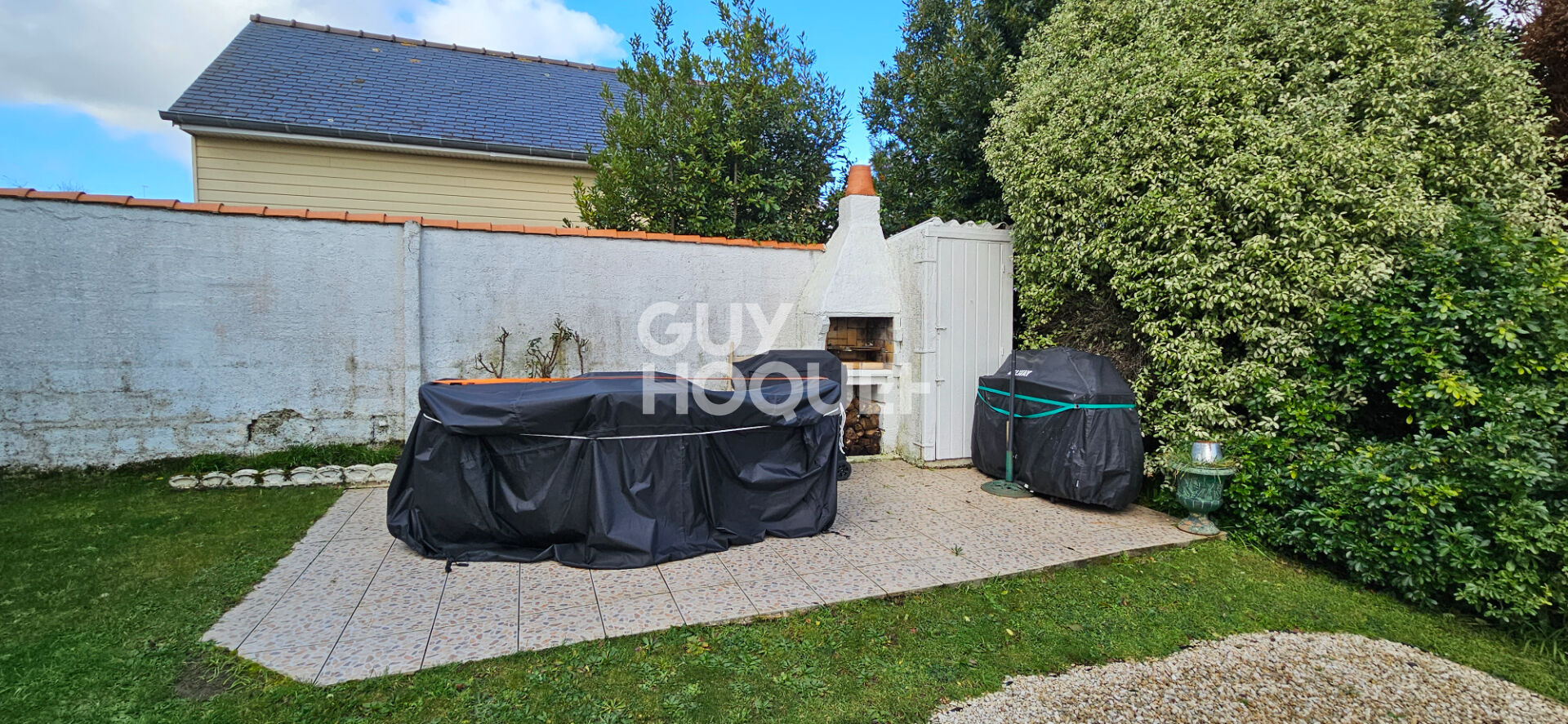 A VENDRE : TREVENEUC - Maison en pierres