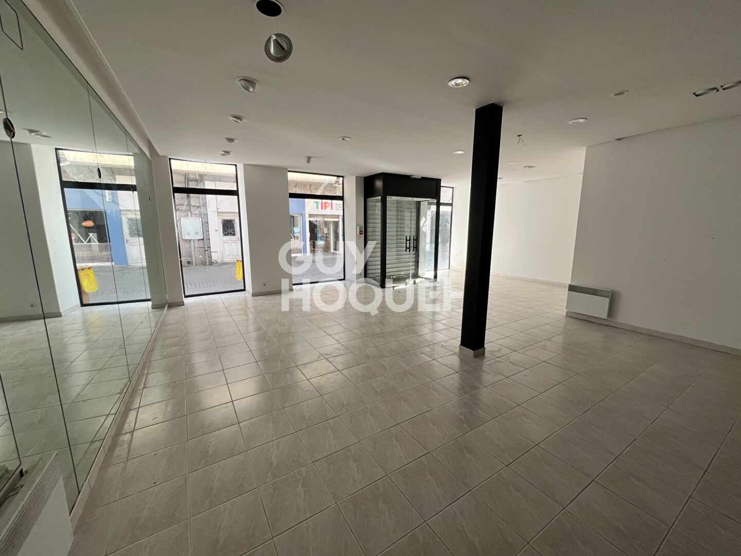 SAINT BRIEUC : Local commercial centre ville