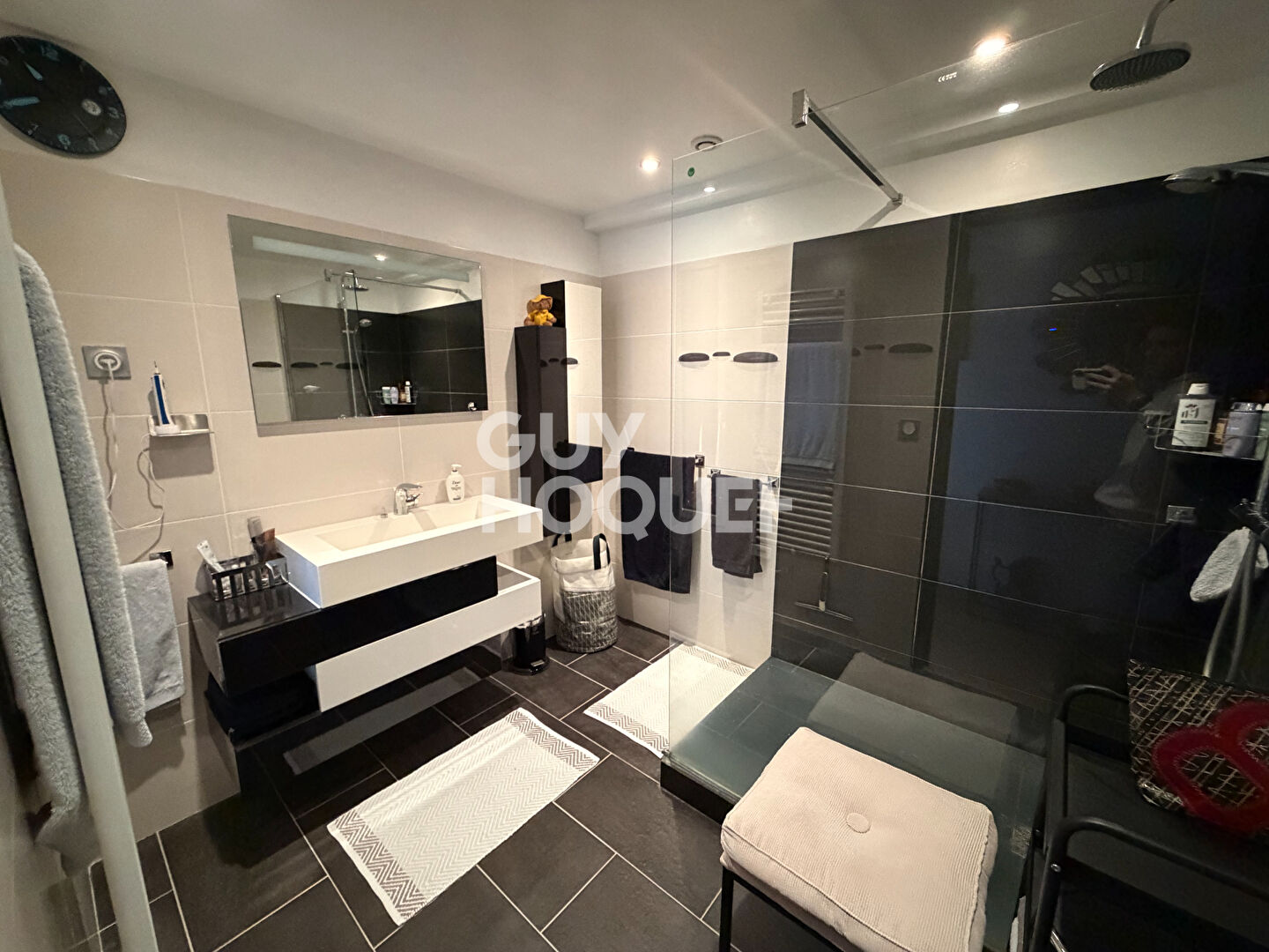 SAINT QUAY PORTRIEUX : A VENDRE APPARTEMENT PLEINE VUE MER QUARTIER COMTESSE!