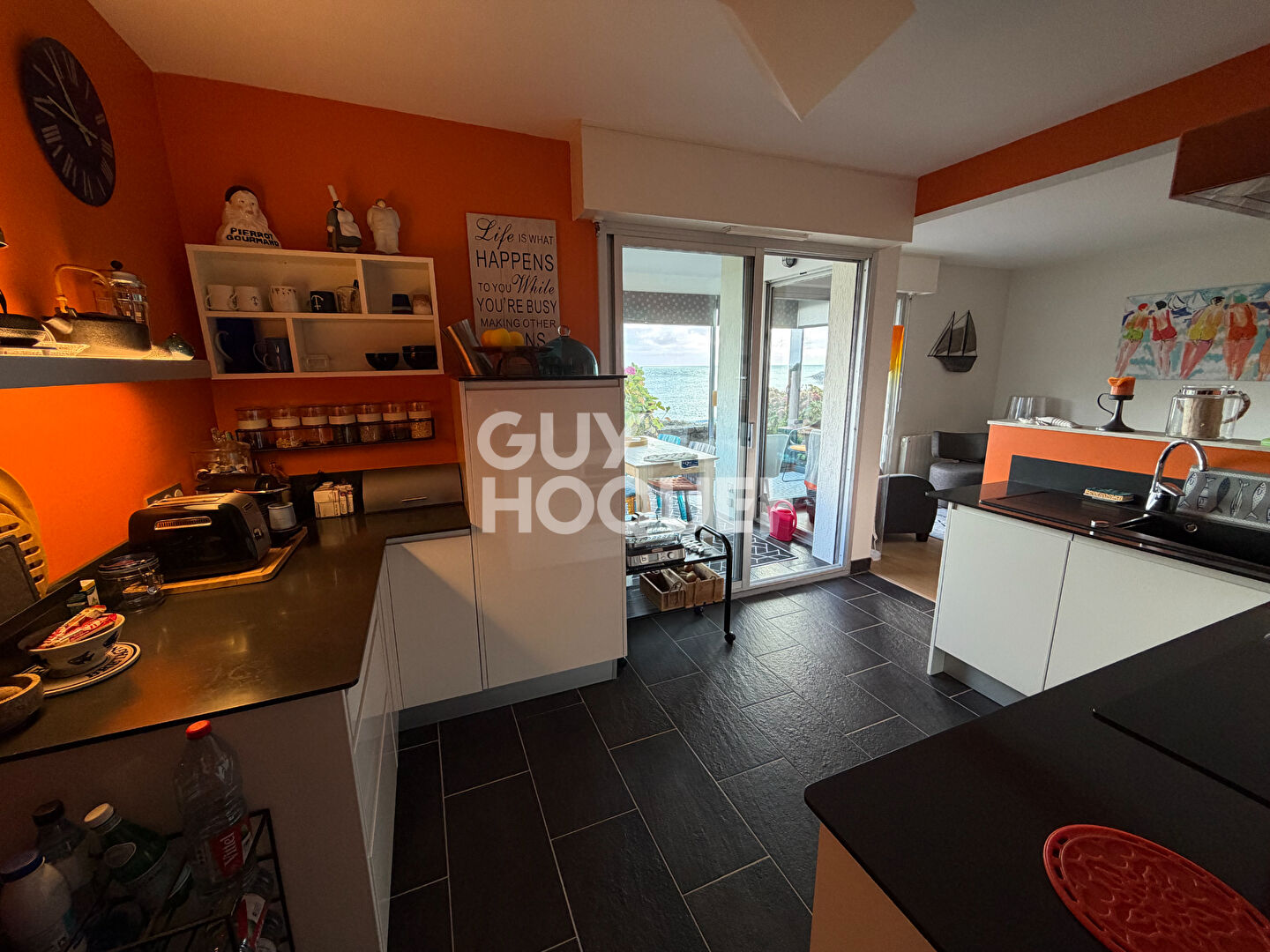 SAINT QUAY PORTRIEUX : A VENDRE APPARTEMENT PLEINE VUE MER QUARTIER COMTESSE!