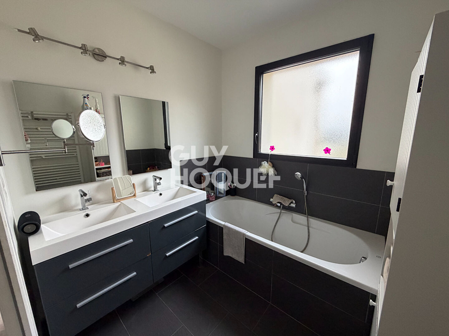 BINIC : A VENDRE MAISON CONTEMPORAINE LUMINEUSE !