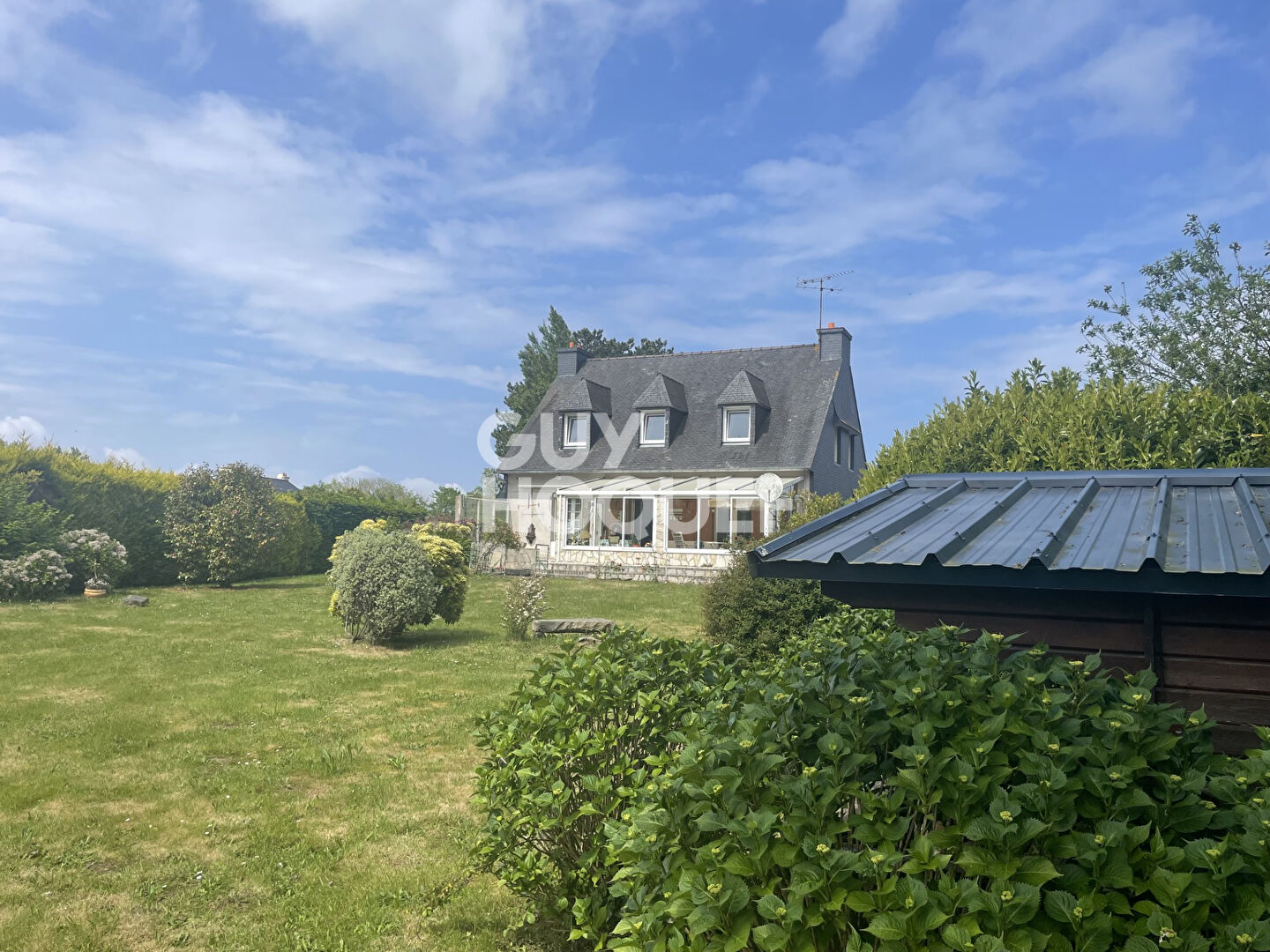 PLOUEZEC : A vendre Maison familiale