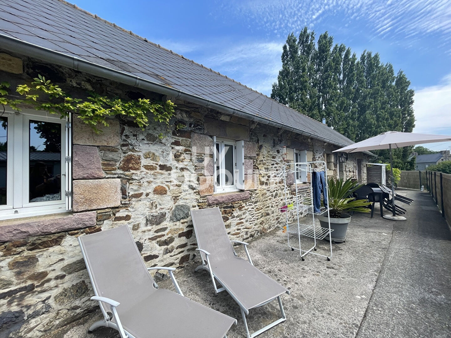 PLOURHAN : A VENDRE MAISON EN PIERRE !