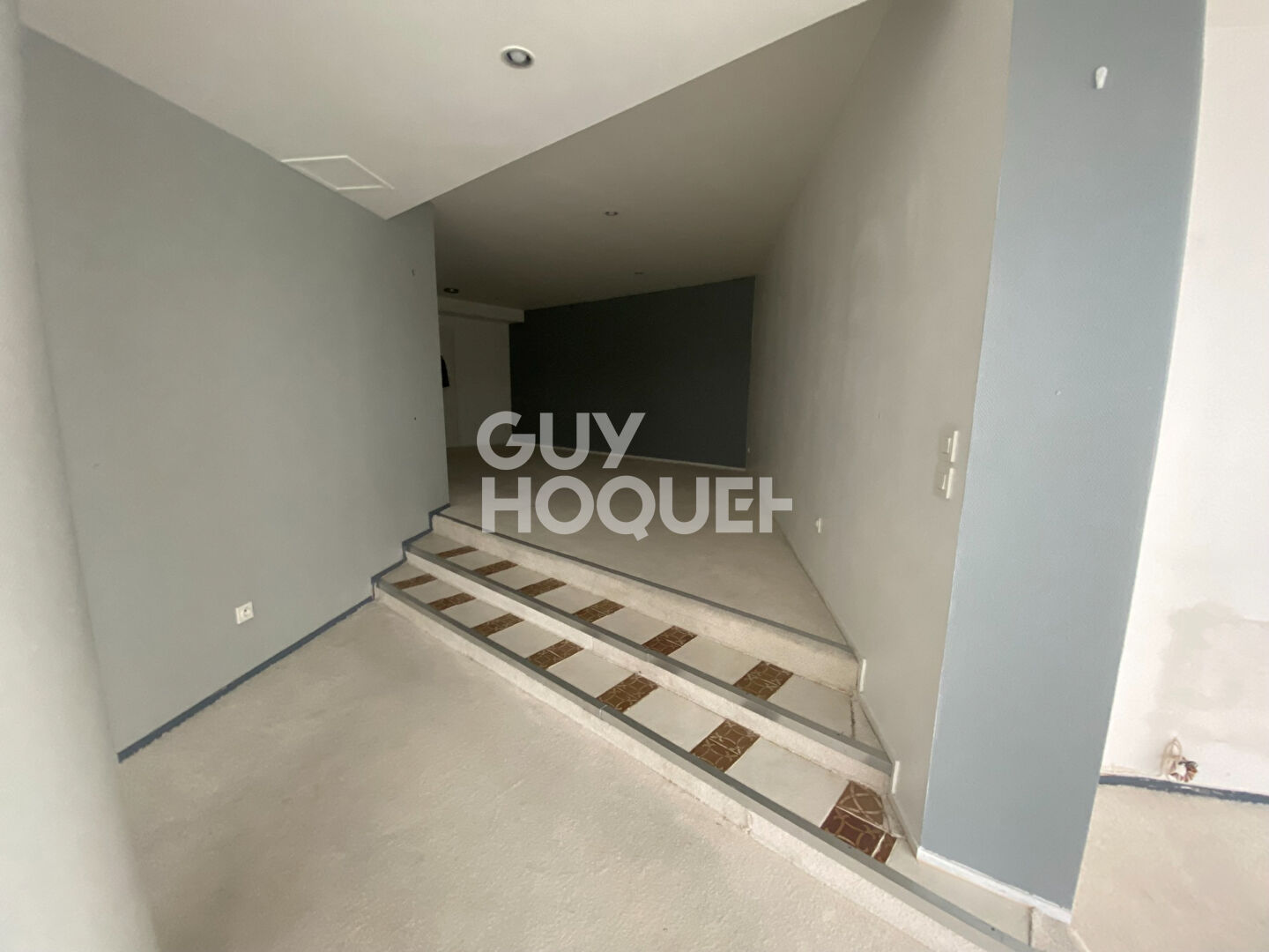 Local commercial
