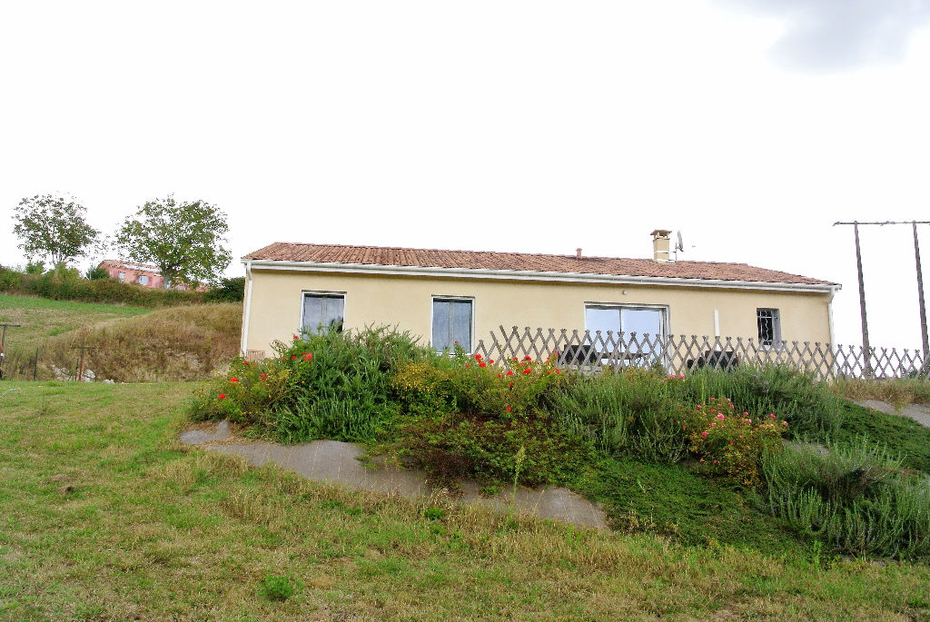 Maison de plain- pied secteur Castelculier 4 pièce(s) 105 m2